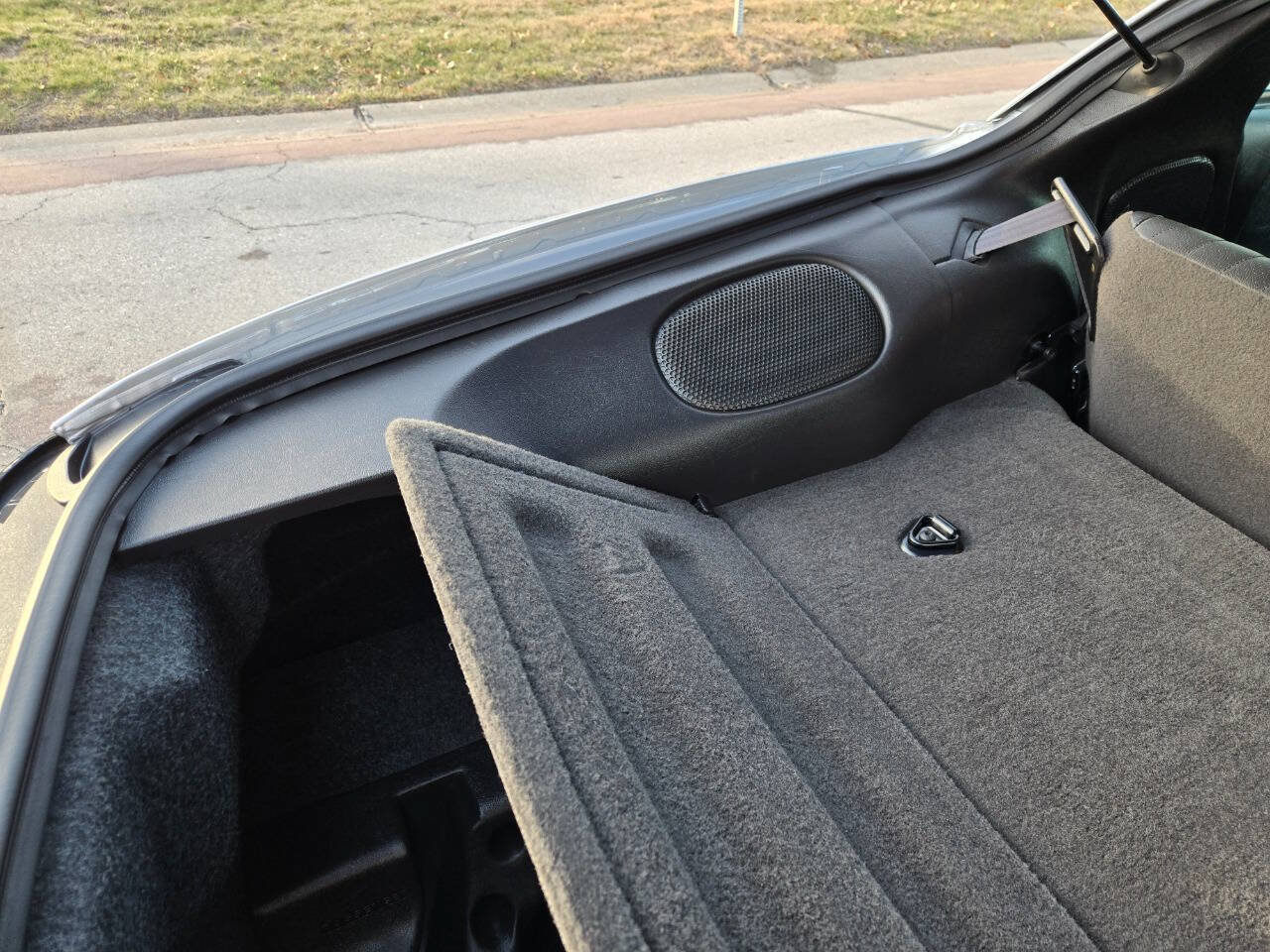 Used 2000 Pontiac Firebird Formula RWD image 21