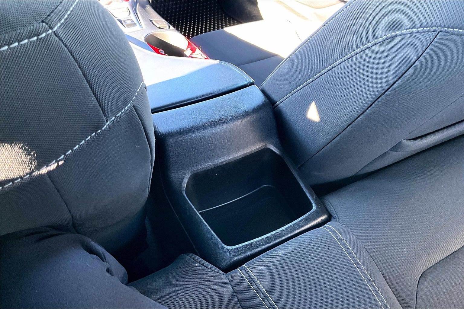 Used 2020 Chevrolet Camaro LT RWD image 10