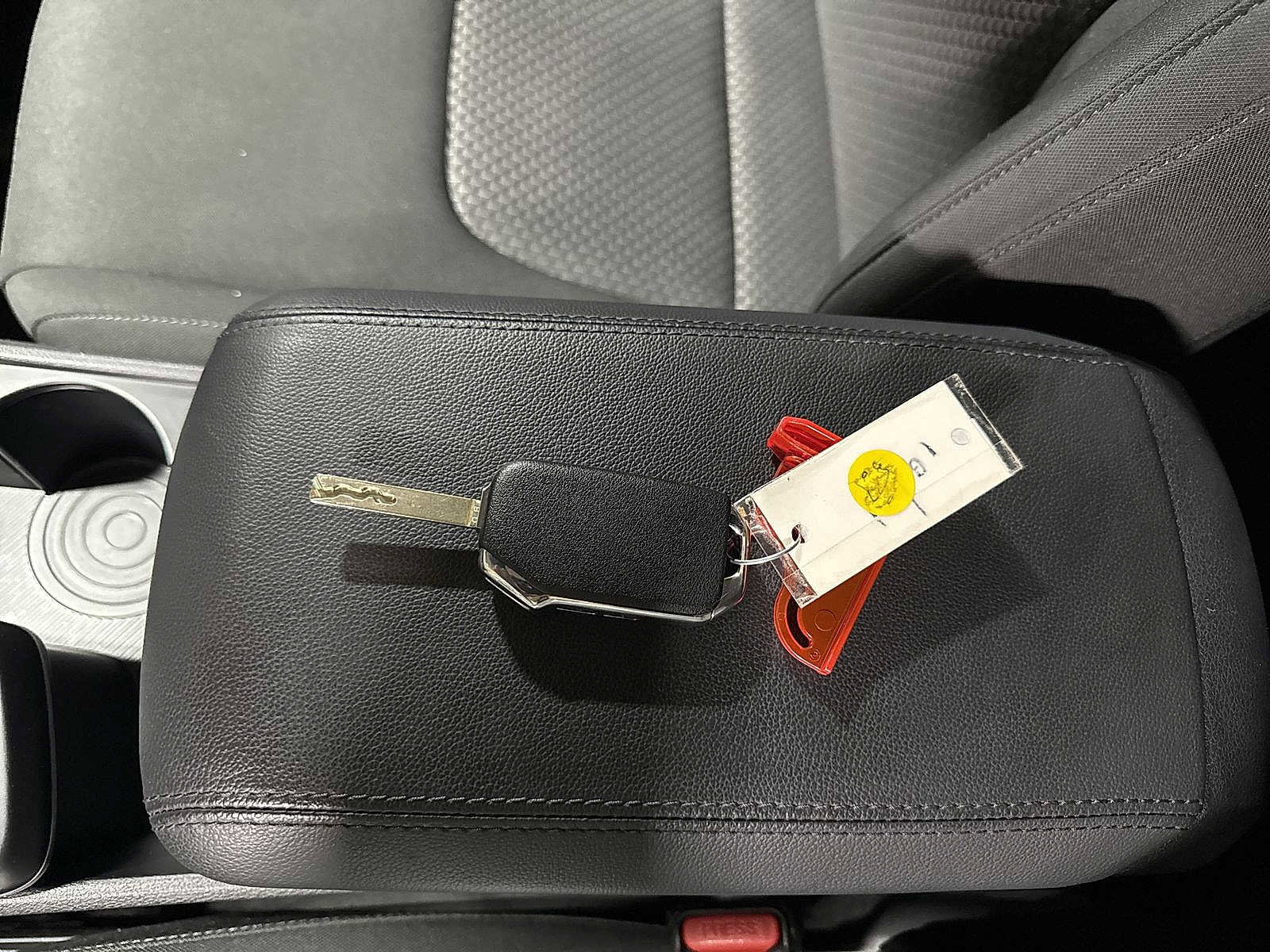 Used 2024 Kia Sportage LX image 32