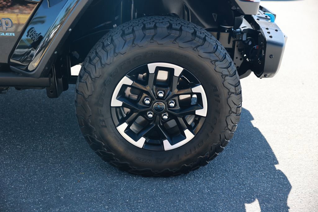 Used 2024 Jeep Wrangler Unlimited Rubicon 4xe image 8