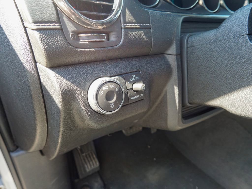 Used 2017 Buick Enclave Premium w/ Experience Buick Package image 21