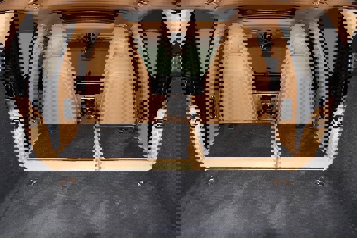 Used 2018 Porsche Panamera 4 image 87