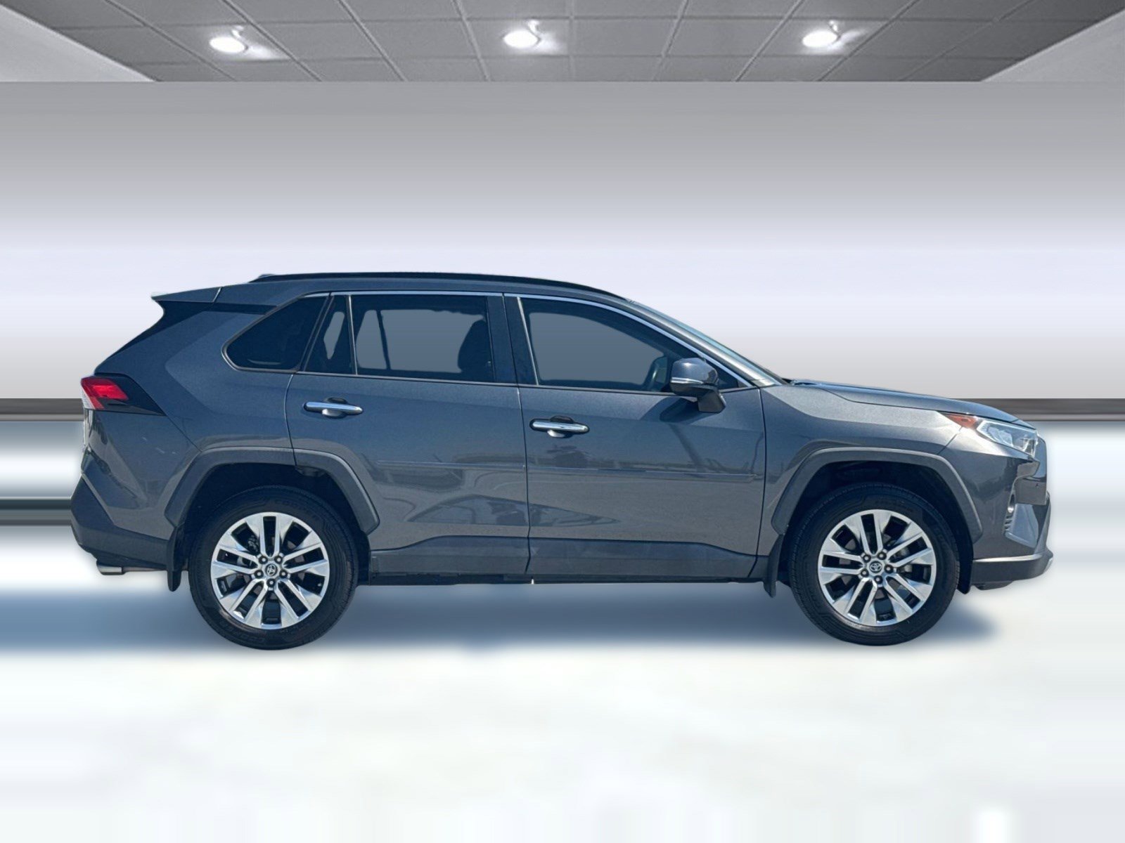 Used 2019 Toyota RAV4 Limited image 8
