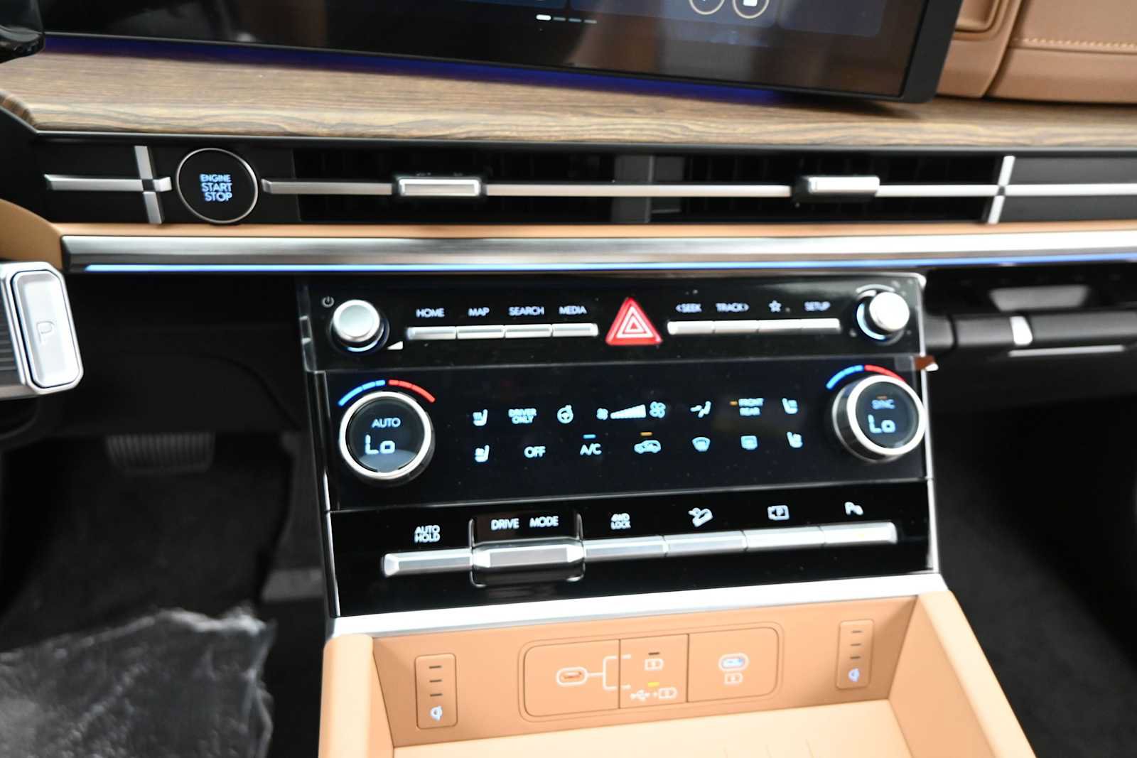 New 2026 Hyundai Santa Fe Limited AWD/4WD image 20