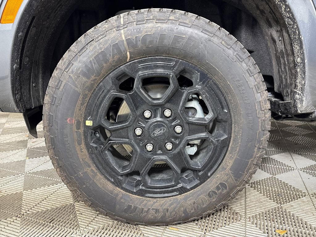 New 2026 Ford Ranger Lariat w/ Black Appearance Package image 13