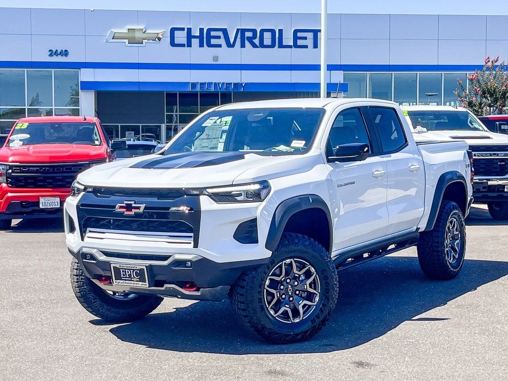 New 2026 Chevrolet Colorado ZR2 w/ Technology Package image 1