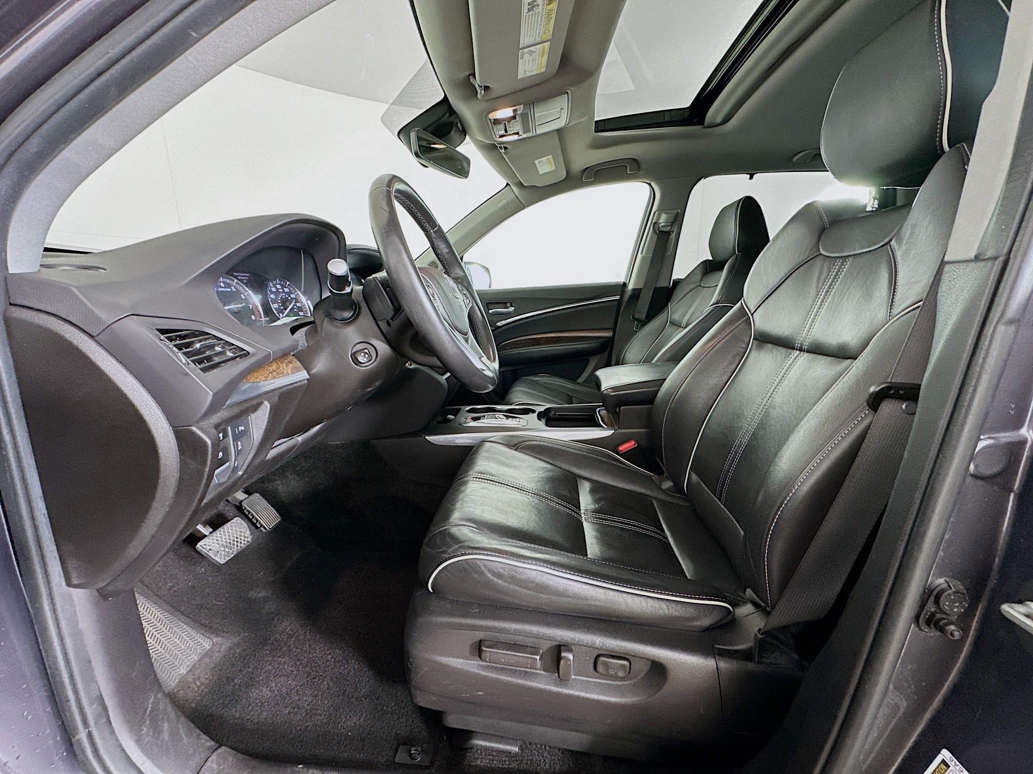 Used 2017 Acura MDX SH-AWD w/ Advance Package image 13