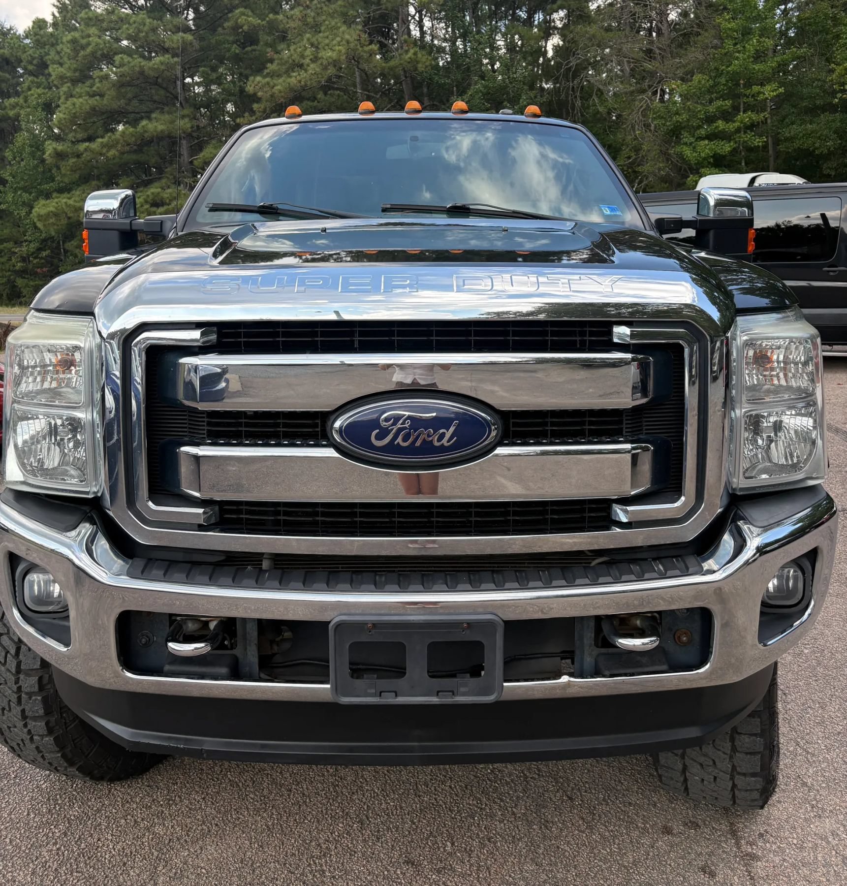 Used 2015 Ford F250 Lariat w/ Lariat Chrome Package AWD/4WD image 8