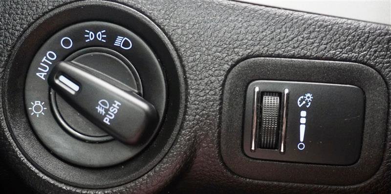 Used 2015 Dodge Journey R/T FWD image 30
