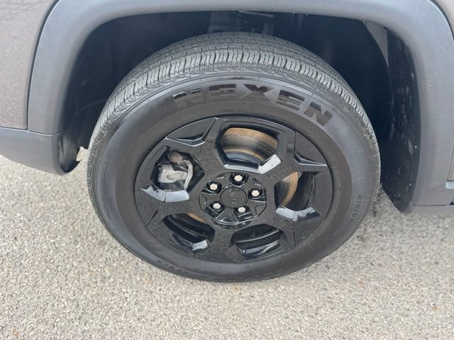 Certified 2023 Jeep Compass Trailhawk AWD/4WD image 8