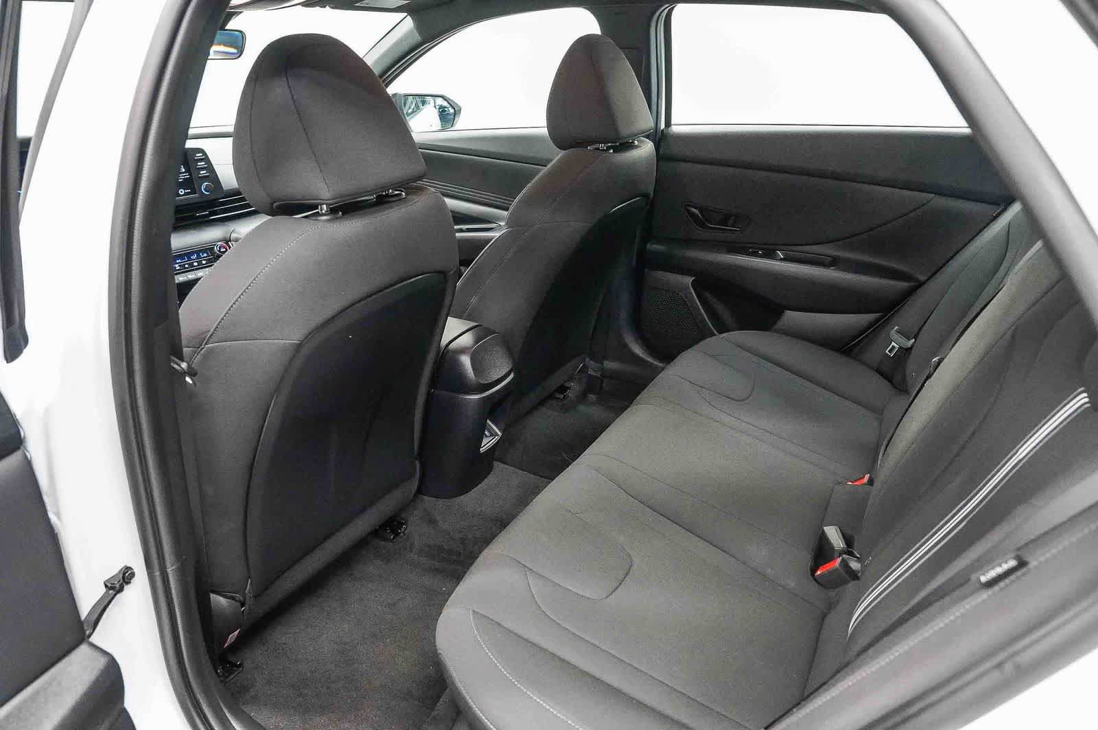 Used 2026 Hyundai Elantra Sport FWD image 18