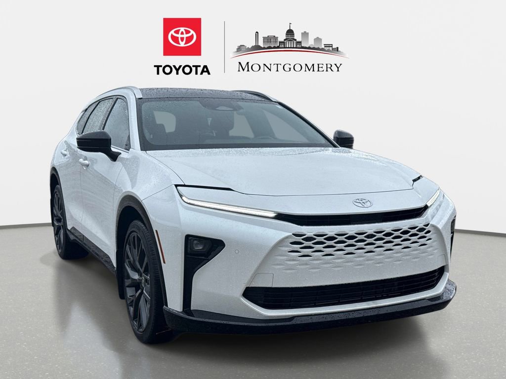 Used 2025 Toyota Crown Signia w/ Advanced Technology Package image 1