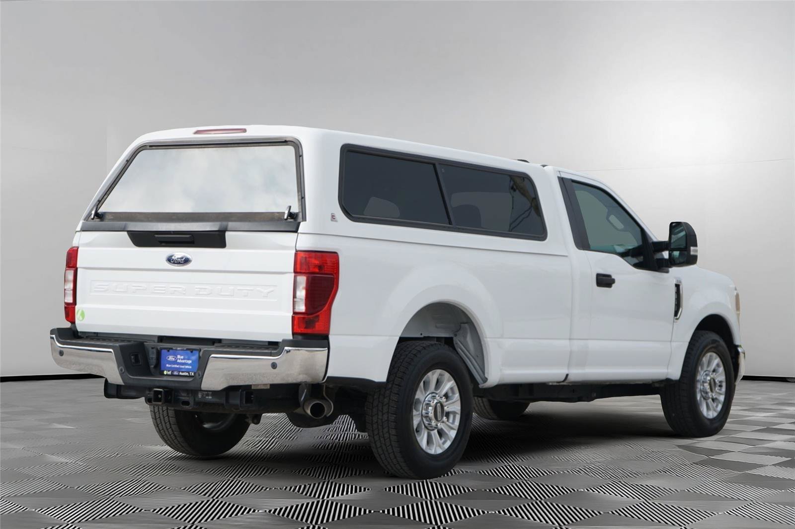 Certified 2022 Ford F350 XLT w/ XLT Value Package RWD image 5