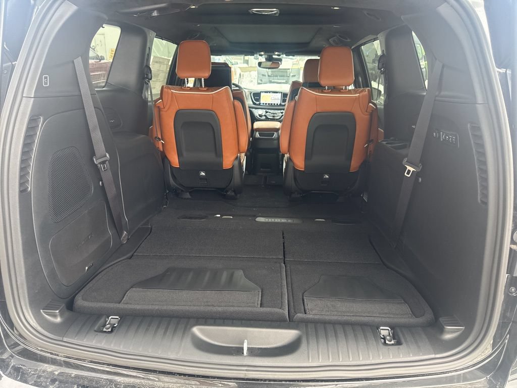 New 2026 Chrysler Pacifica Pinnacle AWD/4WD image 52