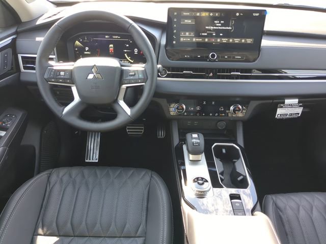 New 2026 Mitsubishi Outlander SEL FWD image 17