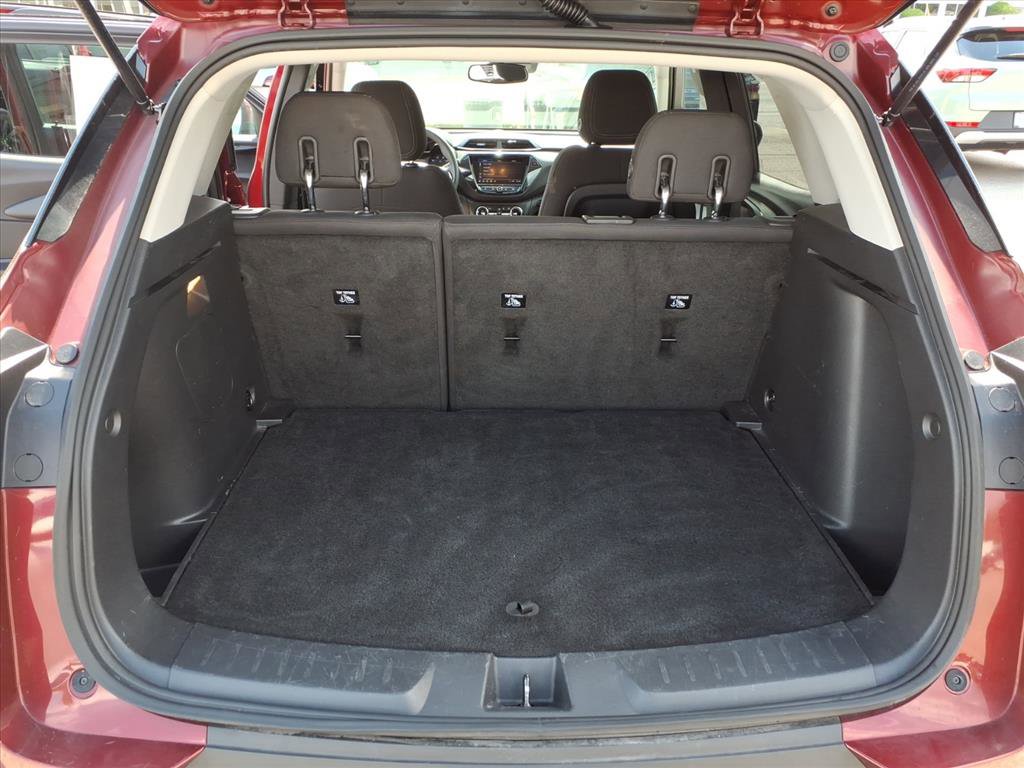 Used 2022 Chevrolet TrailBlazer LT w/ Convenience Package FWD image 13