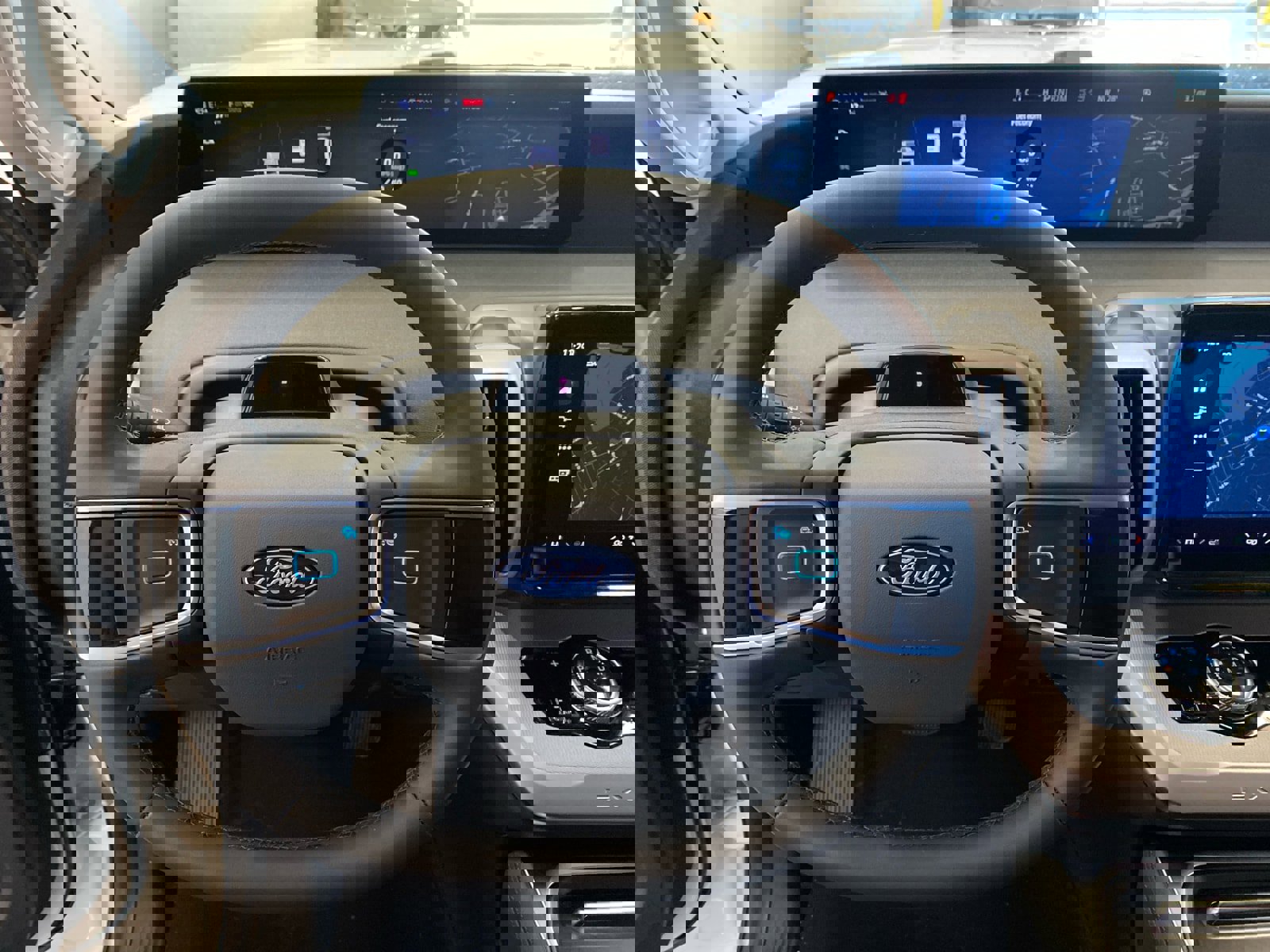 New 2026 Ford Expedition Active image 29