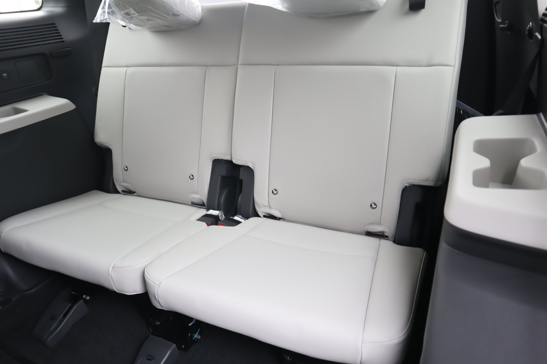 New 2026 Hyundai Santa Fe SEL AWD/4WD image 12