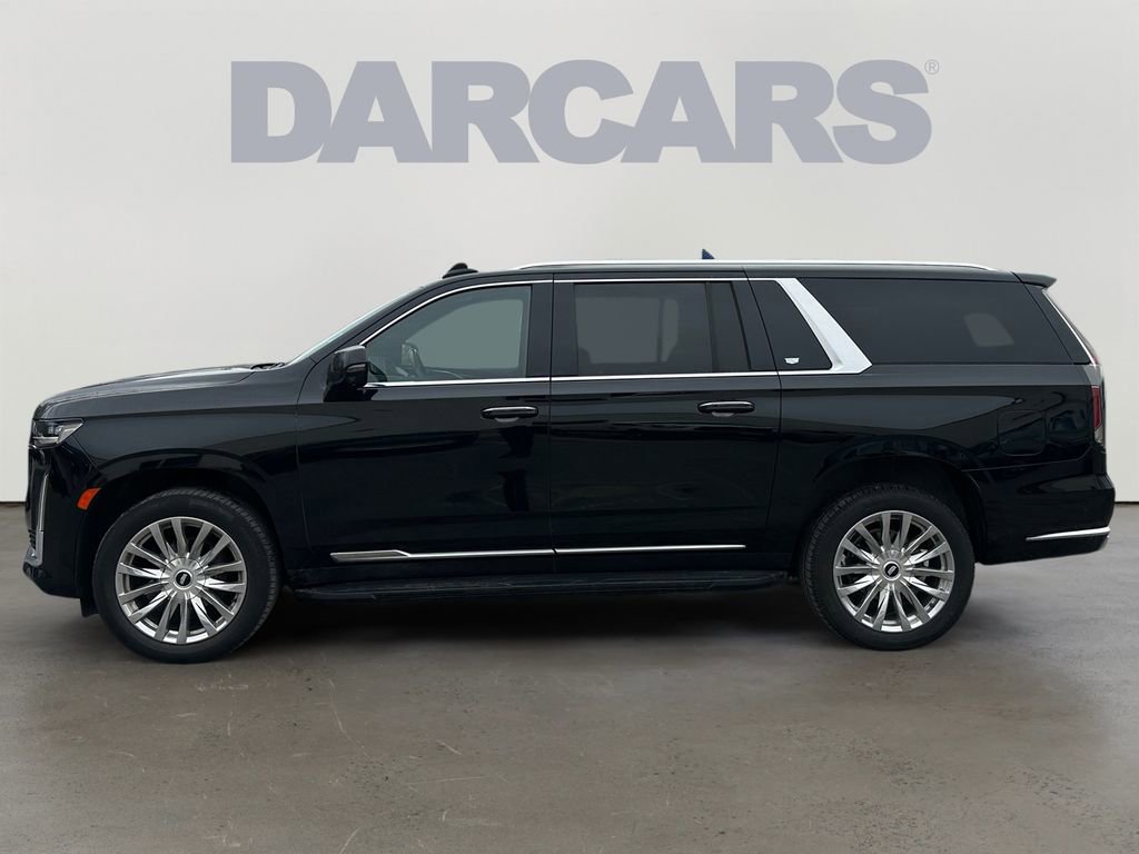 Used 2023 Cadillac Escalade ESV Premium Luxury image 4