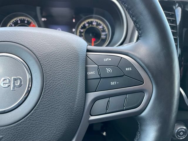 Used 2020 Jeep Cherokee Limited AWD/4WD image 16