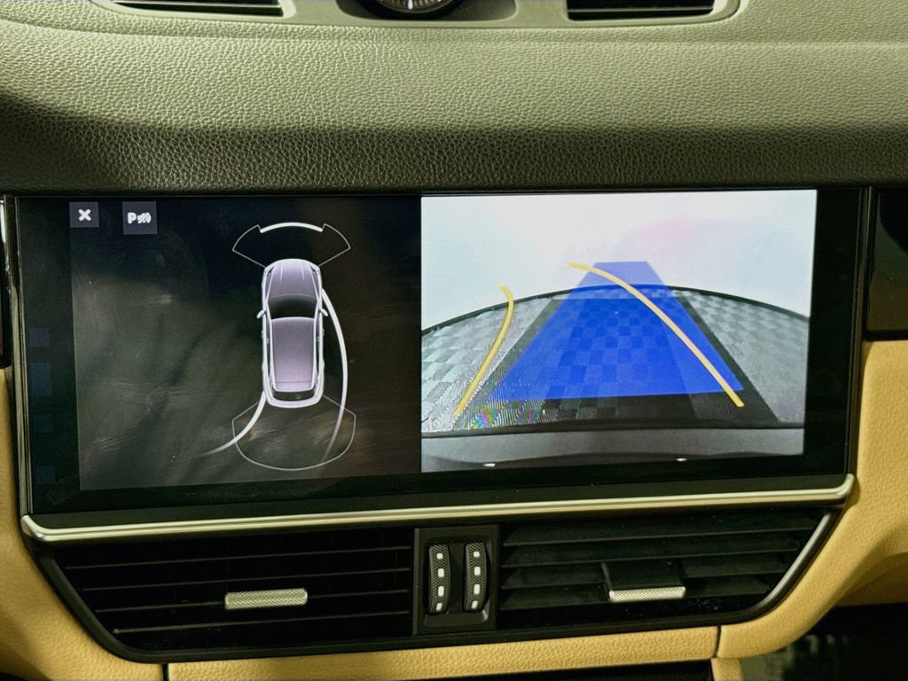 Used 2019 Porsche Cayenne AWD/4WD image 14