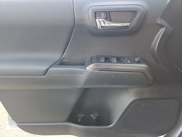 Used 2022 Toyota Tacoma TRD Sport w/ Technology Package RWD image 28