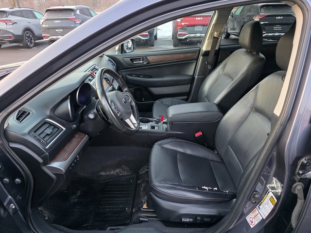 Used 2017 Subaru Outback 2.5i Limited image 16