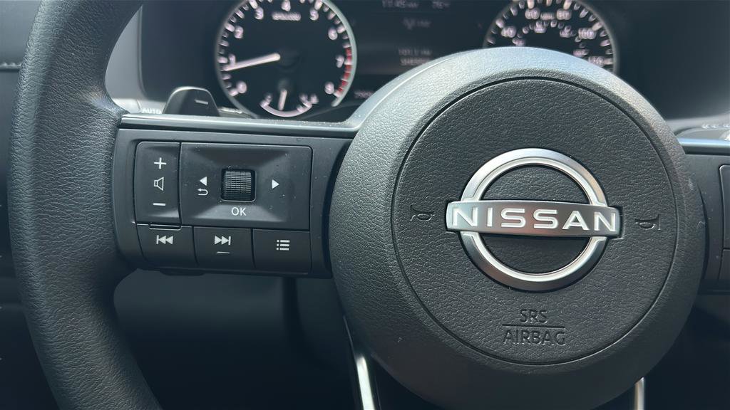 Used 2025 Nissan Pathfinder S AWD/4WD image 27