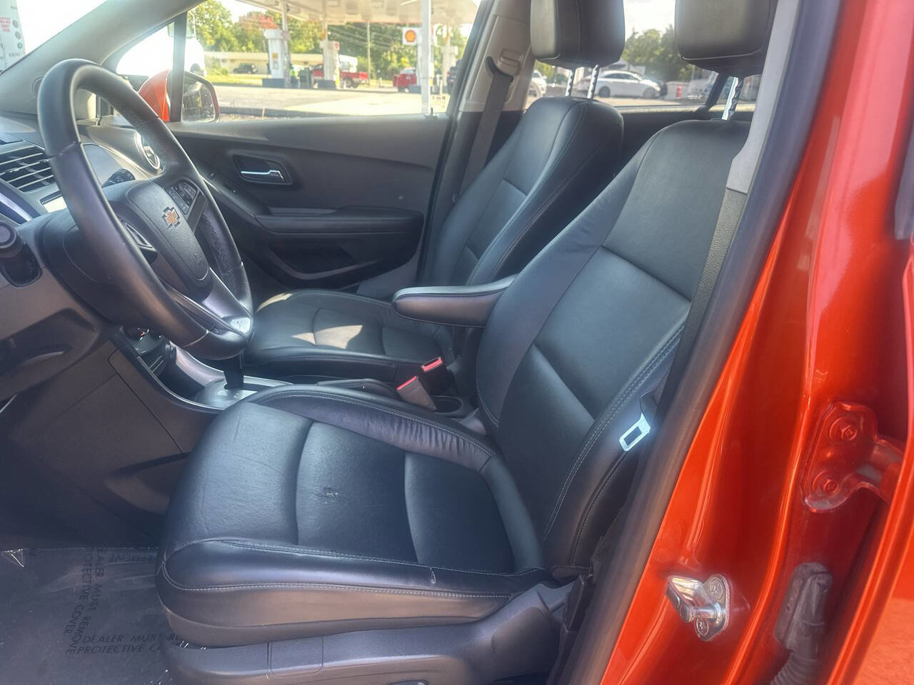 Used 2015 Chevrolet Trax LTZ w/ LPO, Protection Package image 16