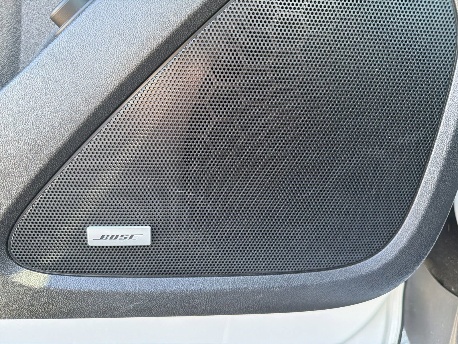 Used 2024 Chevrolet Equinox Premier image 25