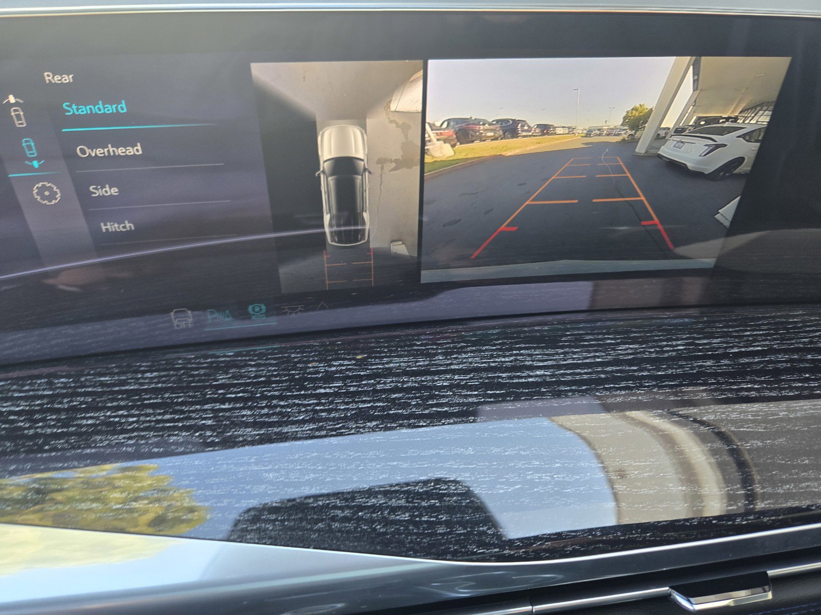 New 2026 Cadillac Escalade IQL Luxury w/ LPO, Radiant Package image 9