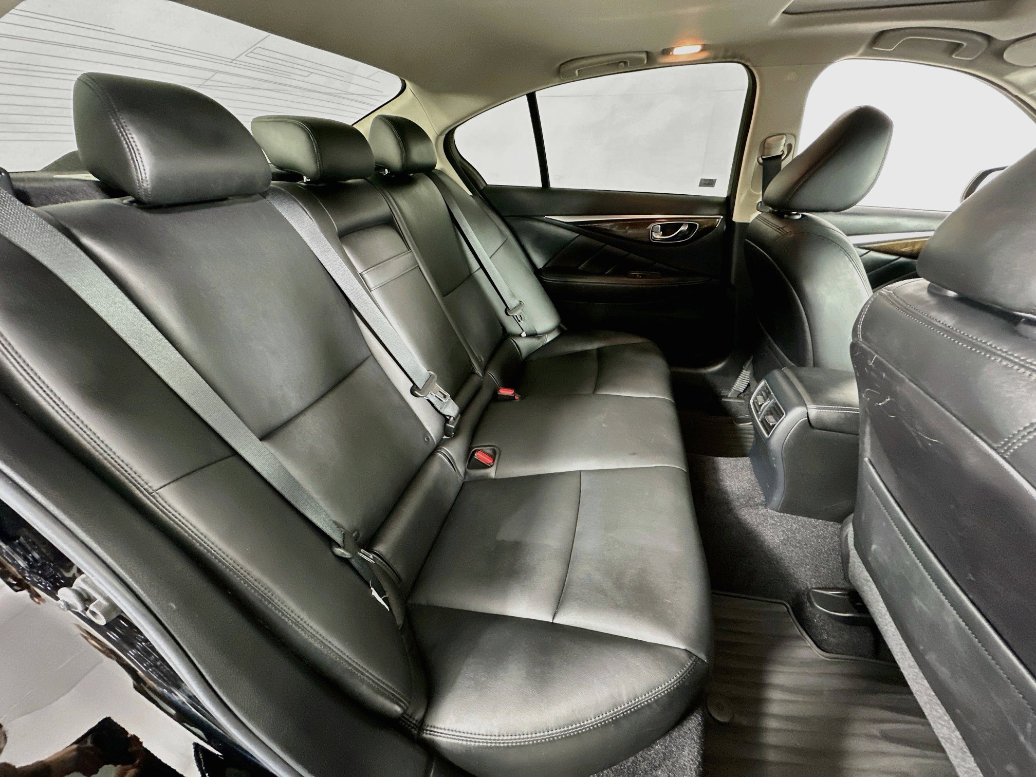Used 2019 INFINITI Q50 Luxe w/ Essential Package (3.0T Luxe) image 27