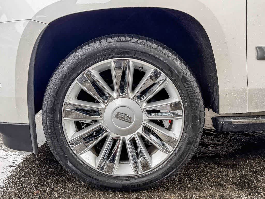 Used 2020 Cadillac Escalade ESV Platinum image 11