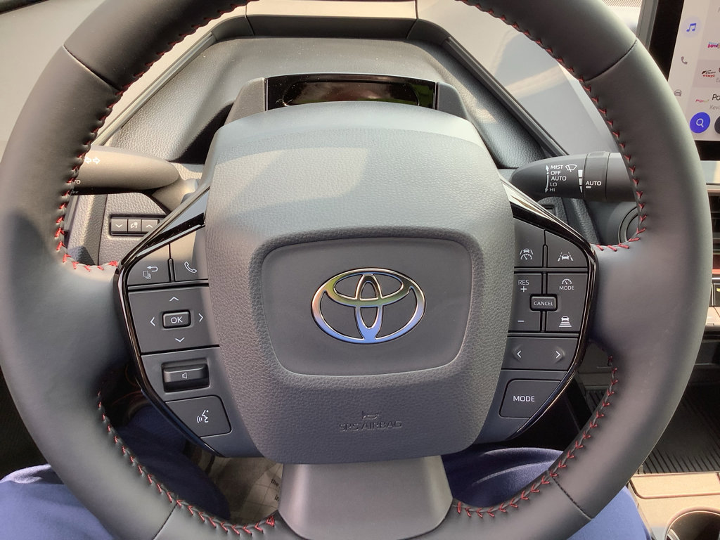 New 2025 Toyota Prius XSE PREMIUM w/ Limited Premium Package image 15