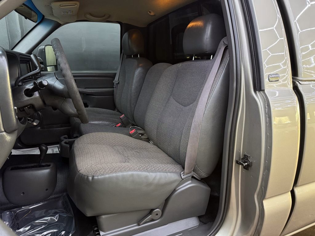 Used 2003 Chevrolet Silverado 2500 W/T image 14