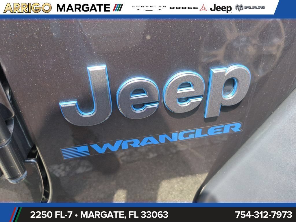 Used 2024 Jeep Wrangler Unlimited Rubicon 4xe AWD/4WD image 30