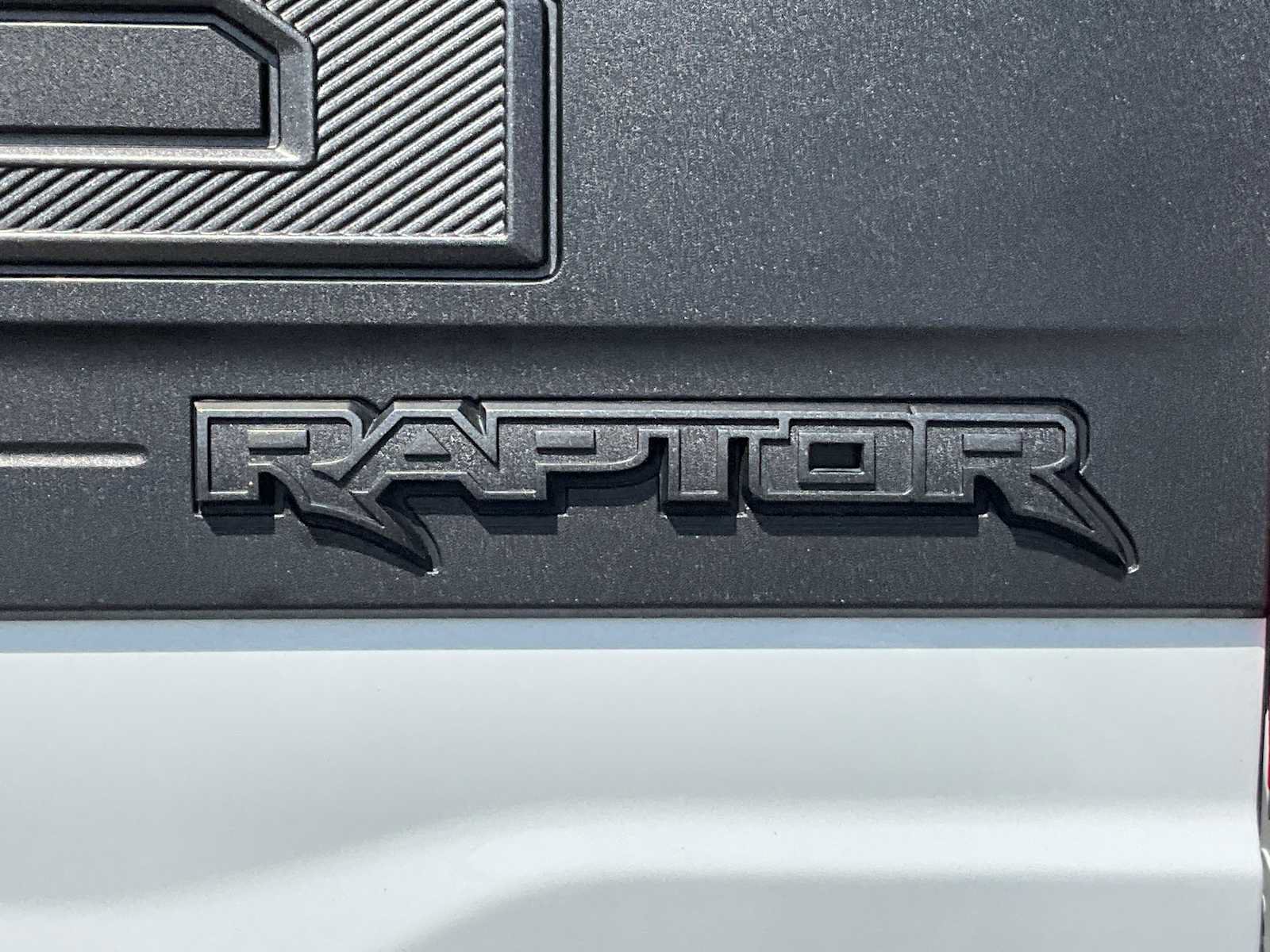 Used 2025 Ford F150 Raptor AWD/4WD image 36
