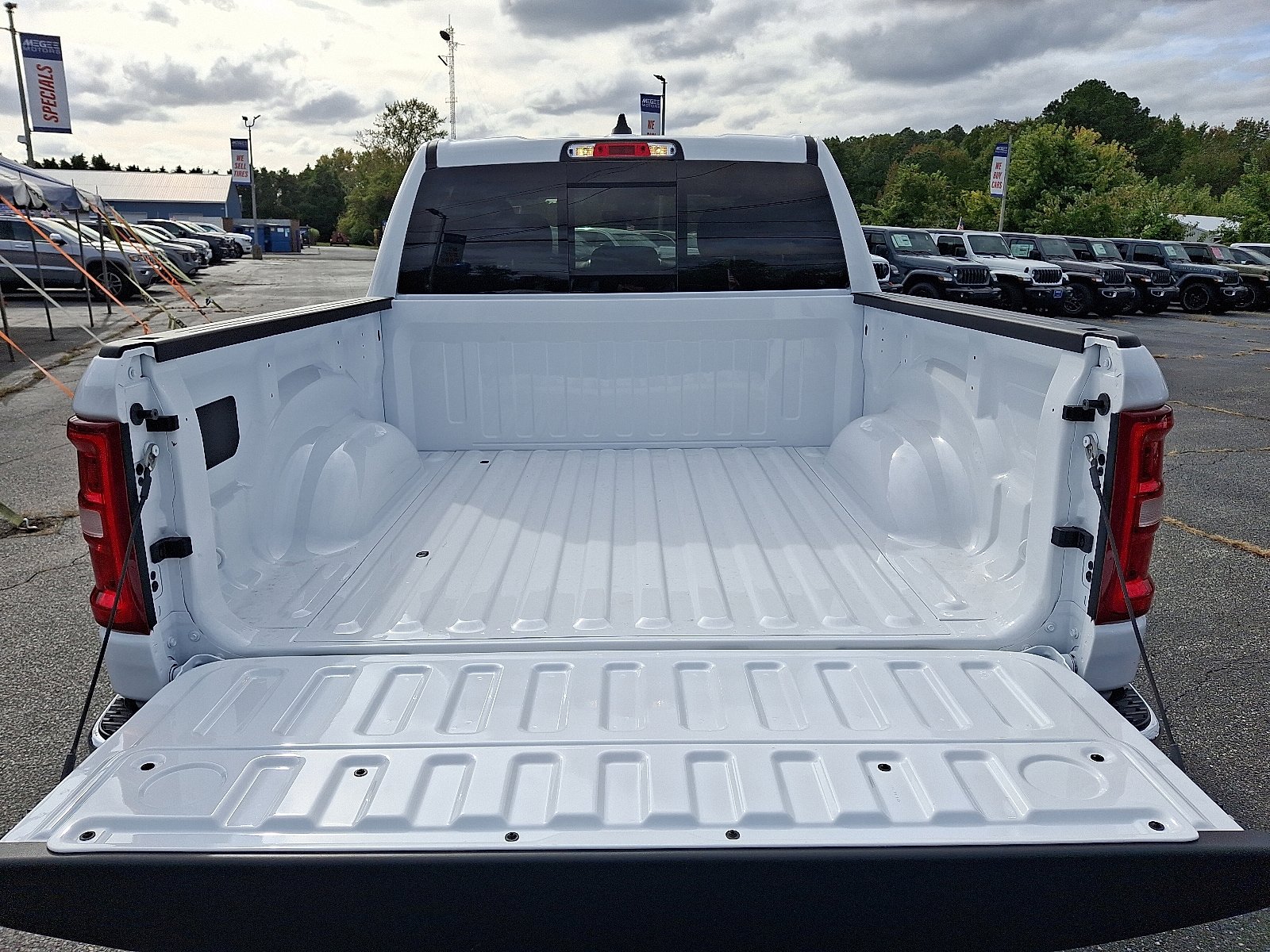 New 2026 RAM 1500 Big Horn AWD/4WD image 21