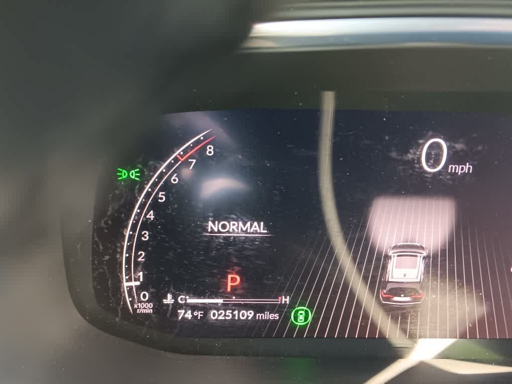 Used 2024 Acura MDX SH-AWD w/ Technology Package image 23
