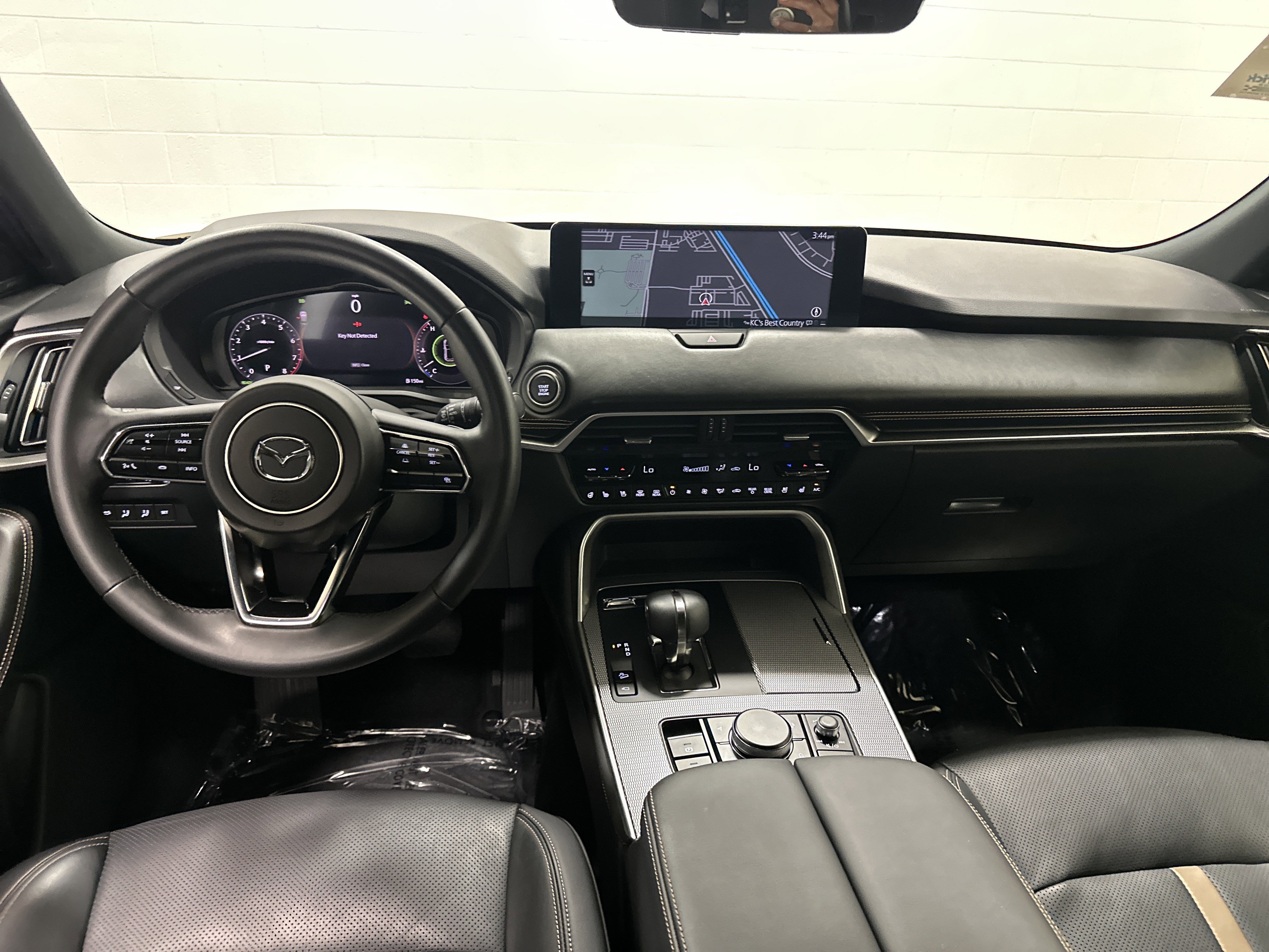 Used 2024 MAZDA CX-90 3.3 Turbo w/ Premium Plus Pkg image 29