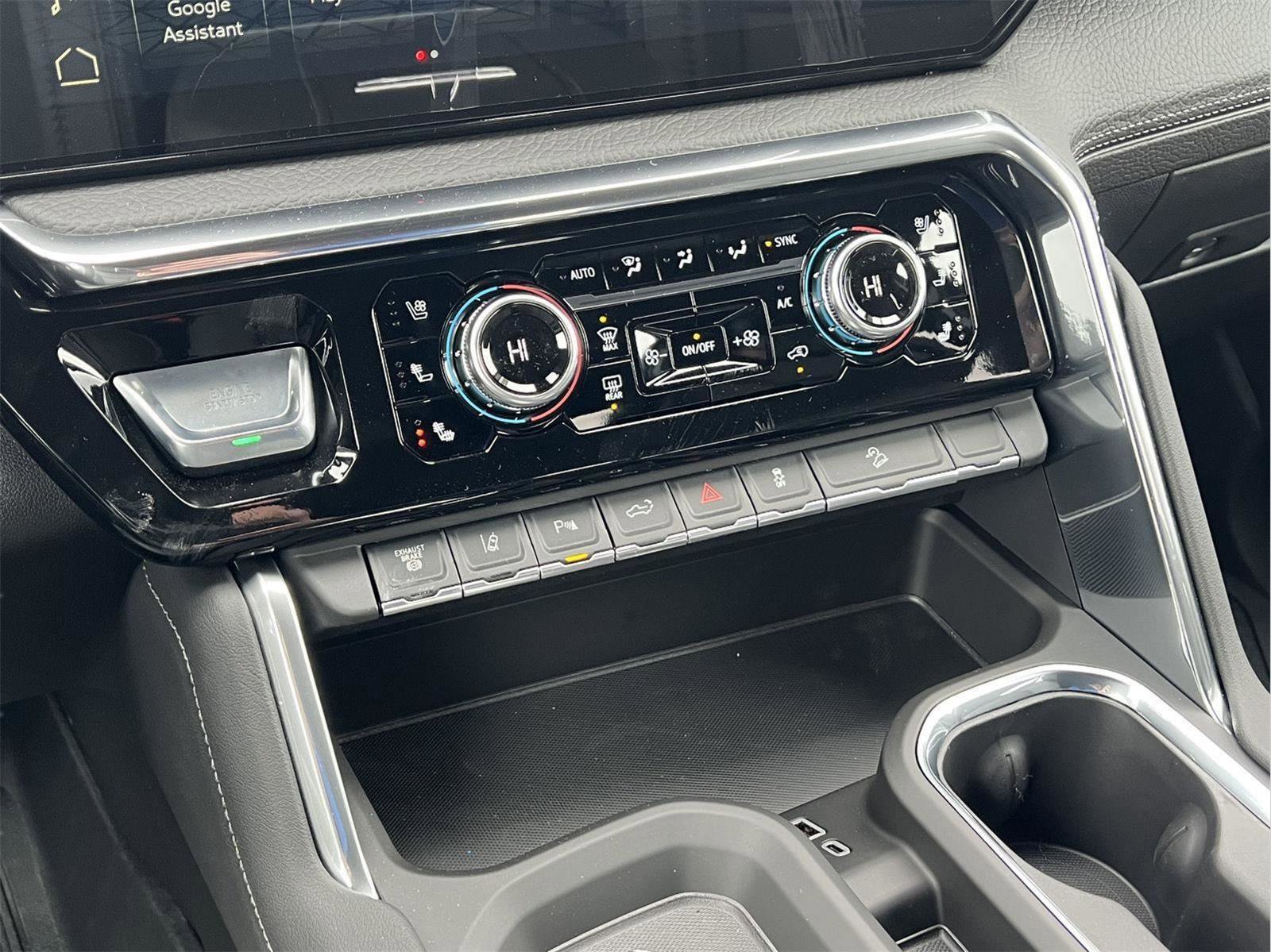 New 2026 GMC Sierra 3500 Denali w/ Technology Package image 25