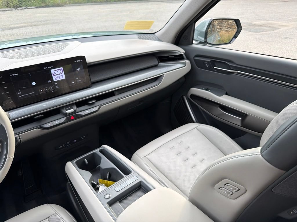 Certified 2024 Kia EV9 Wind AWD/4WD image 25