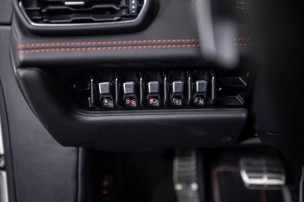 Used 2020 Lamborghini Huracan EVO image 45