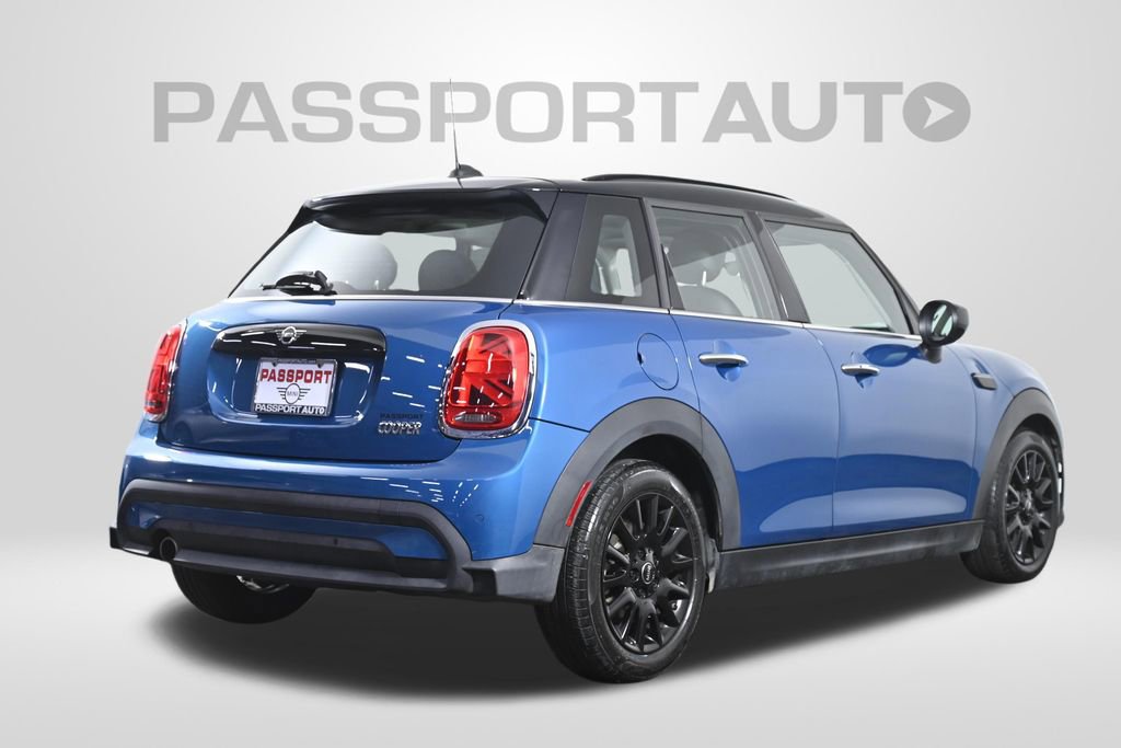Certified 2022 MINI Cooper 4-Door Hardtop image 10
