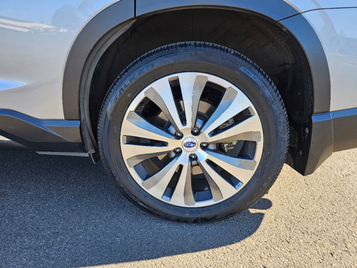 Used 2020 Subaru Ascent Limited w/ Technology Package image 28