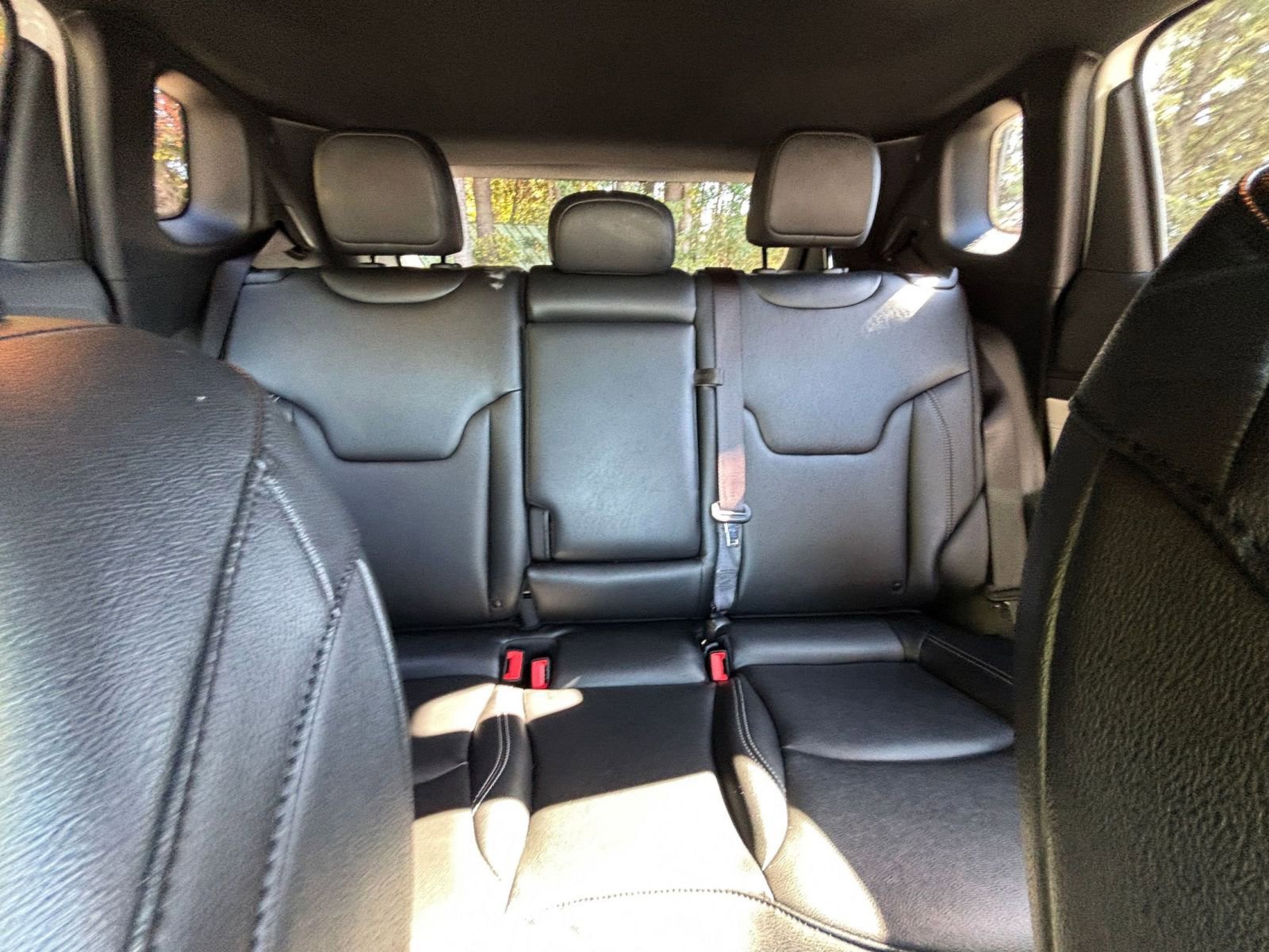 Used 2025 Jeep Compass Limited image 38