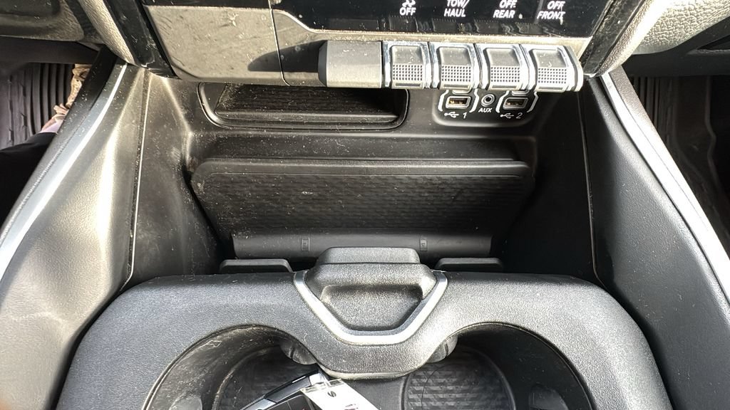 Used 2023 RAM 1500 Big Horn AWD/4WD image 24