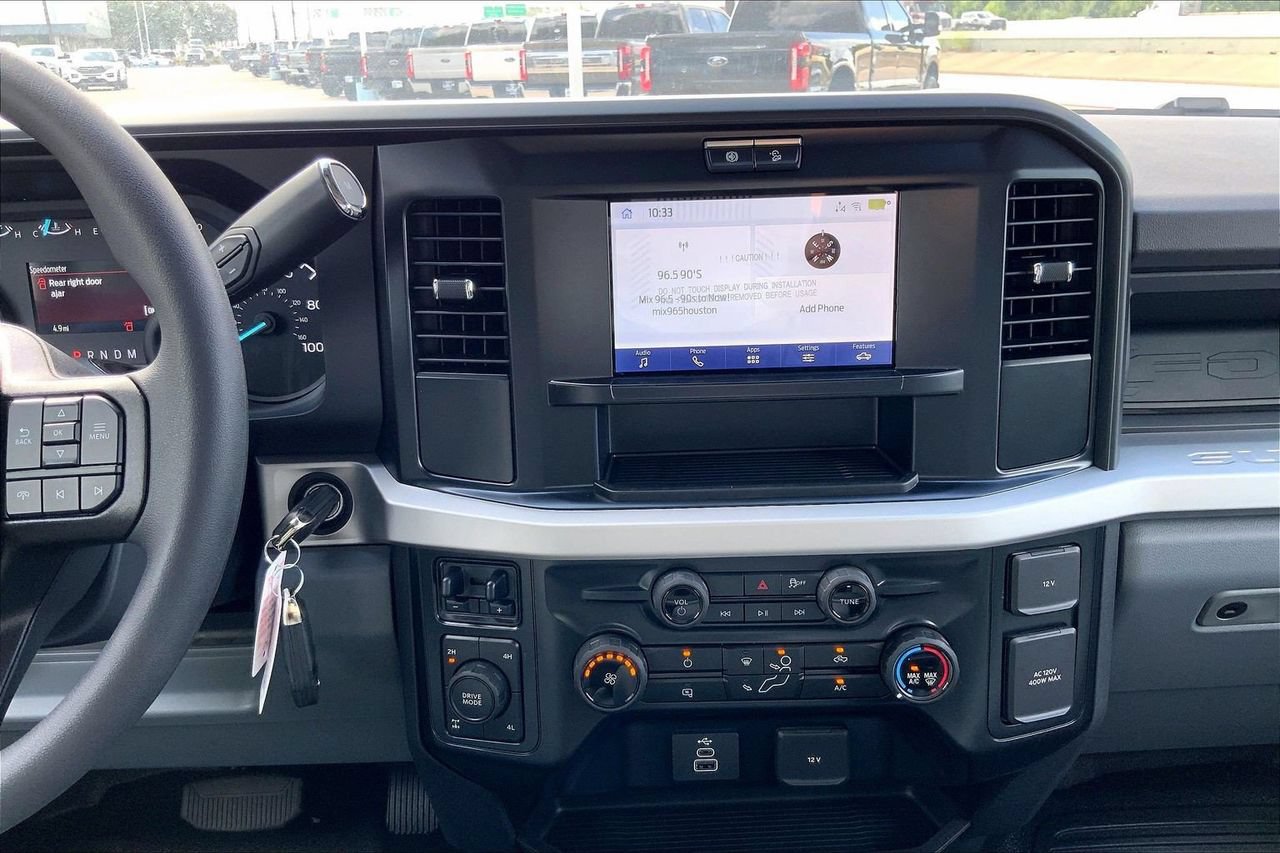 New 2026 Ford F250 XL w/ FX4 Off-Road Package AWD/4WD image 8