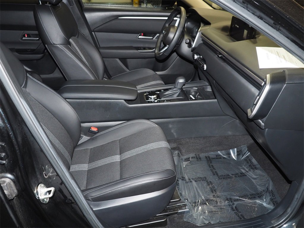 Certified 2025 MAZDA CX-50 2.5 Hybrid w/ Weather Package image 14