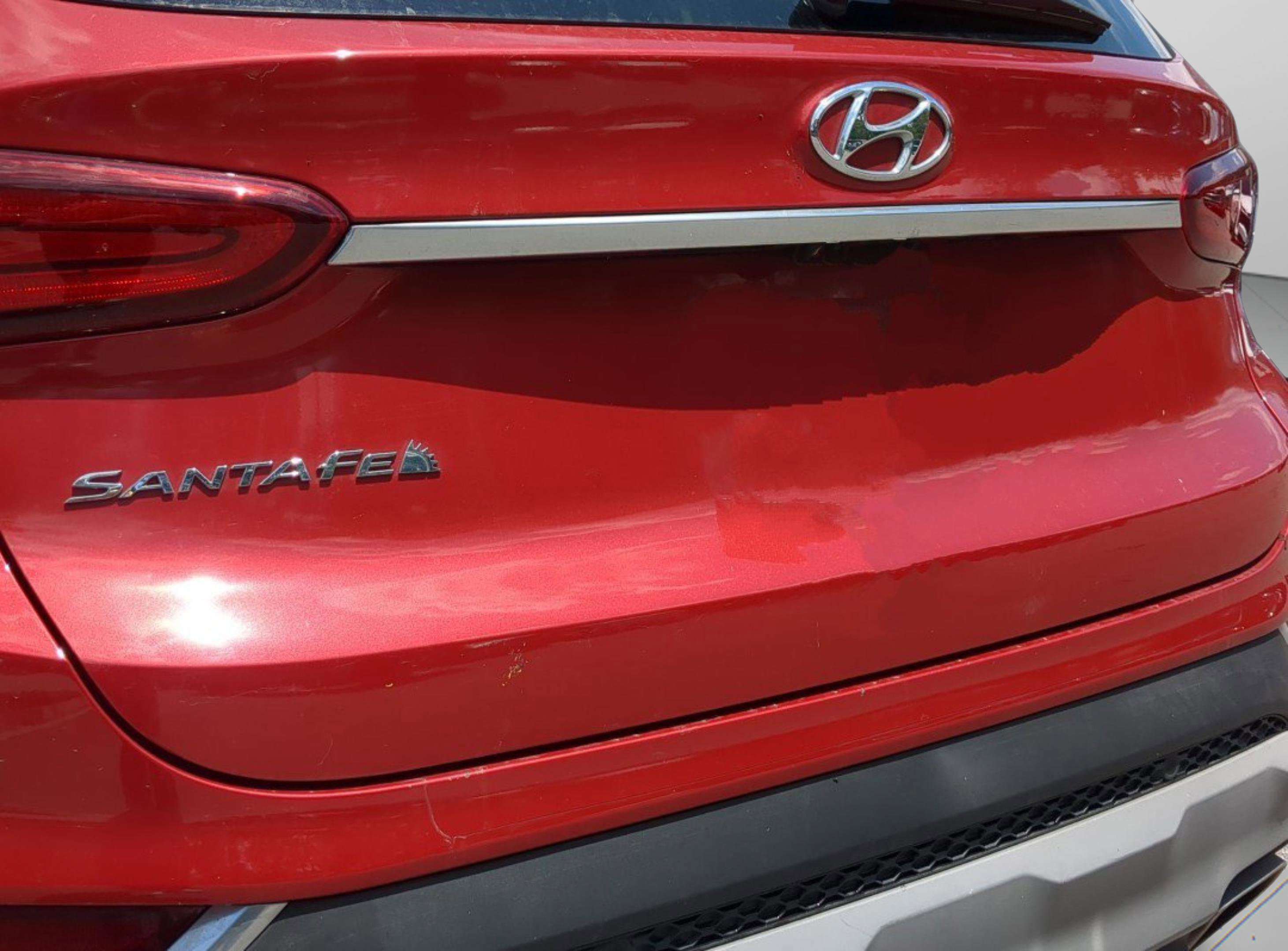 Used 2019 Hyundai Santa Fe SEL FWD image 32
